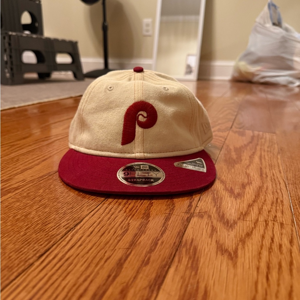 Philadelphia Phillies New Era 9FIFTY Retro Crown Strapback Hat NWT
